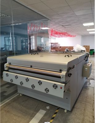 Máquina de secagem de impressora DTF Tamanho A1 com sistema de absorção de papel e largura de trabalho de 60 cm